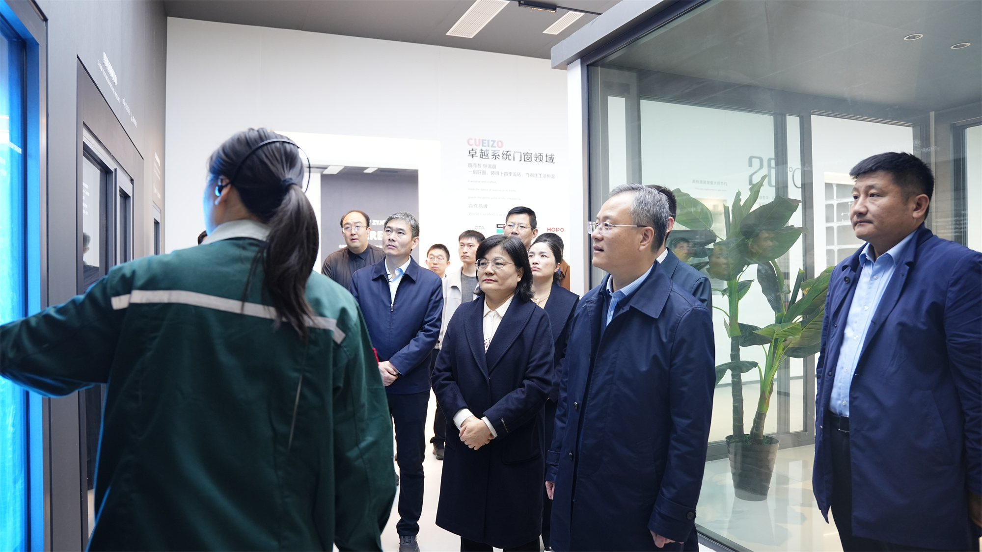 省工信廳總工程師、二級巡視員孫京軍一行 蒞臨卓越精工調(diào)研指導(dǎo)